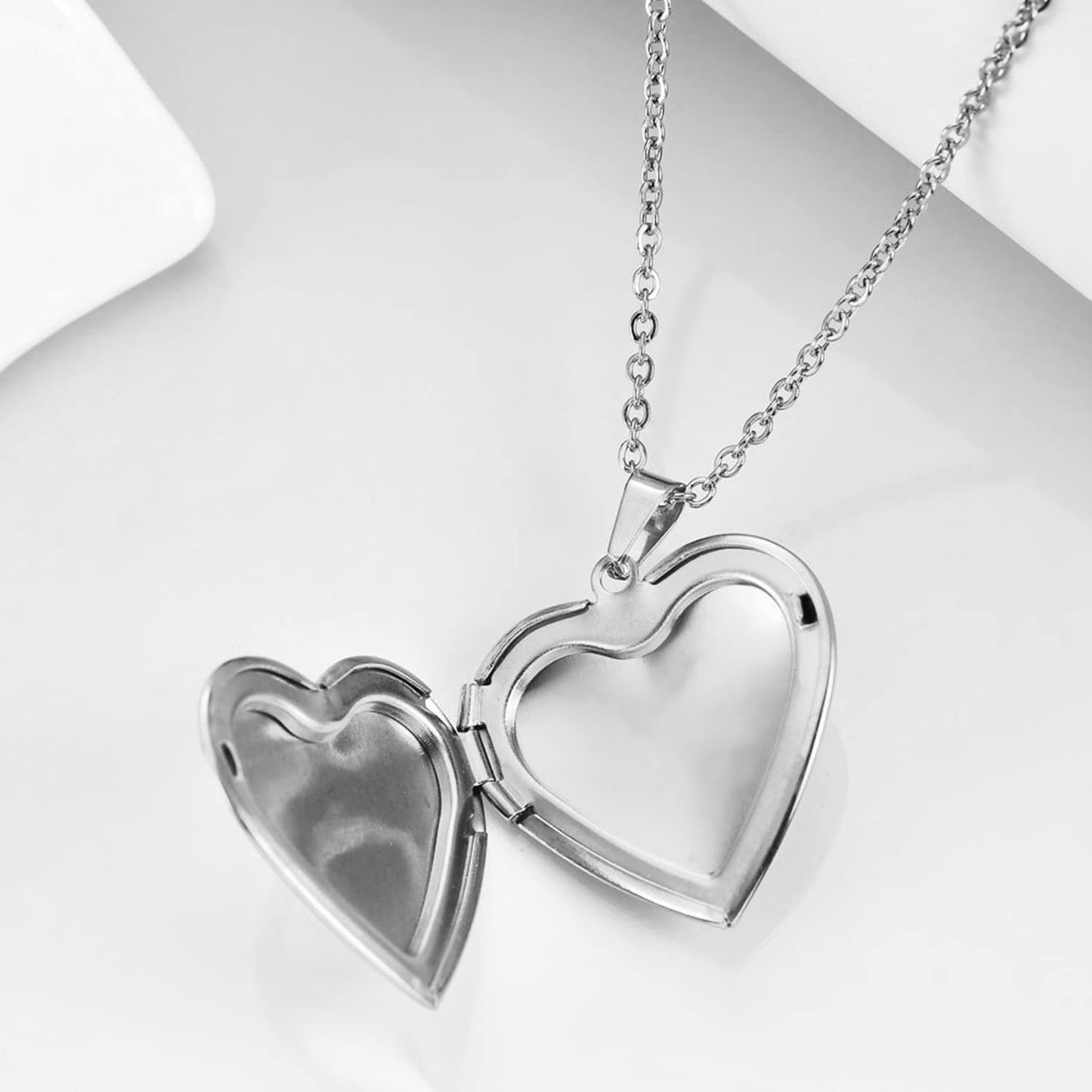 PHOCKSIN I Love You Nana Silver Heart Locket Necklace for Women Photo Lockets for Pictures Mothers Day Gifts for Nana From Grandkids