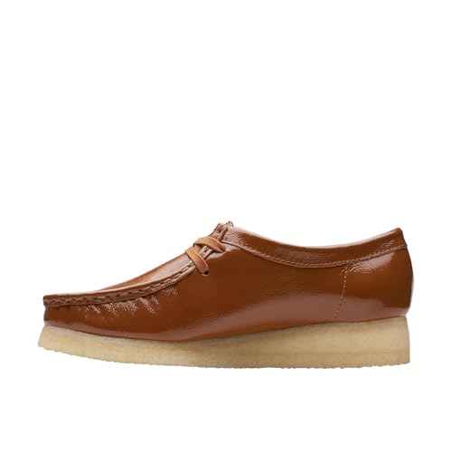 Clarks Womens Wallabee.