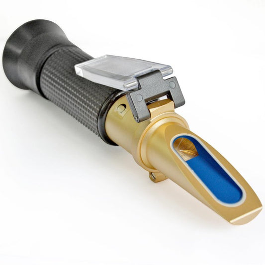 Dual Scale Brix Refractometer for Measuring Sugar Content in Food and Drink.