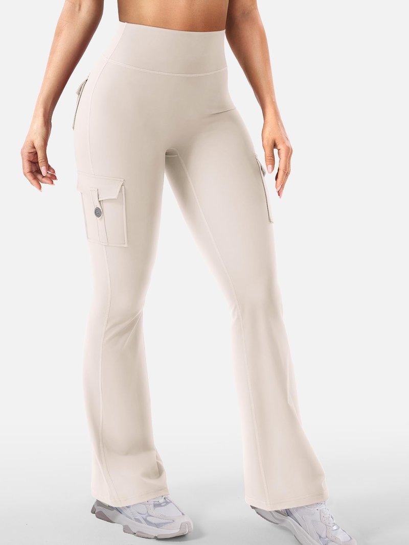 YEOREO CoreFlex Women Workout Flare Leggings with Pockets Hidden Scrunch High Waisted Cargo Gym Yoga No Front Seam Leggings Light Khaki M