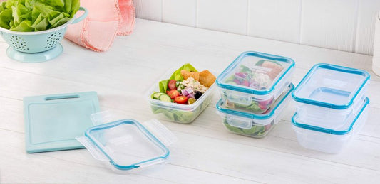 Snapware Plastic Total Solution 5-Pack (3-Cup) Food Storage Containers Set, Leakproof & Airtight Plastic Locking Lids Rectangular Tupperware, Non-Toxic BPA-Free Lids, Microwave Dishwasher Freezer Safe