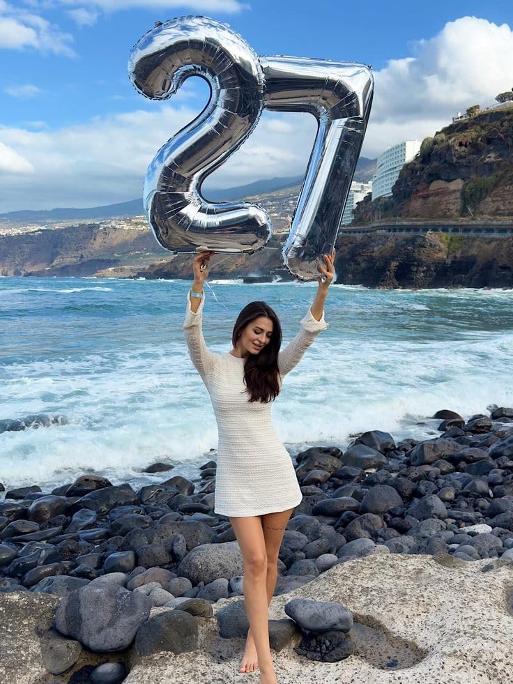 Skiennix 40-Inch Silver Balloon Number - Large Foil Decoration for Sweet 16 & Wedding Events