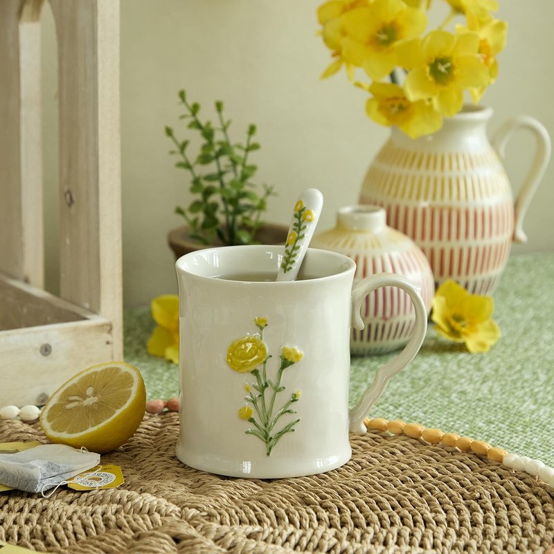 DELIGHTS GALORE Ceramic coffee Mugs, Set of 1 Yellow Flower - 16oz, Hand-Painted, Microwave heating and dishwasher cleaning available, Ideal for Daily Brews