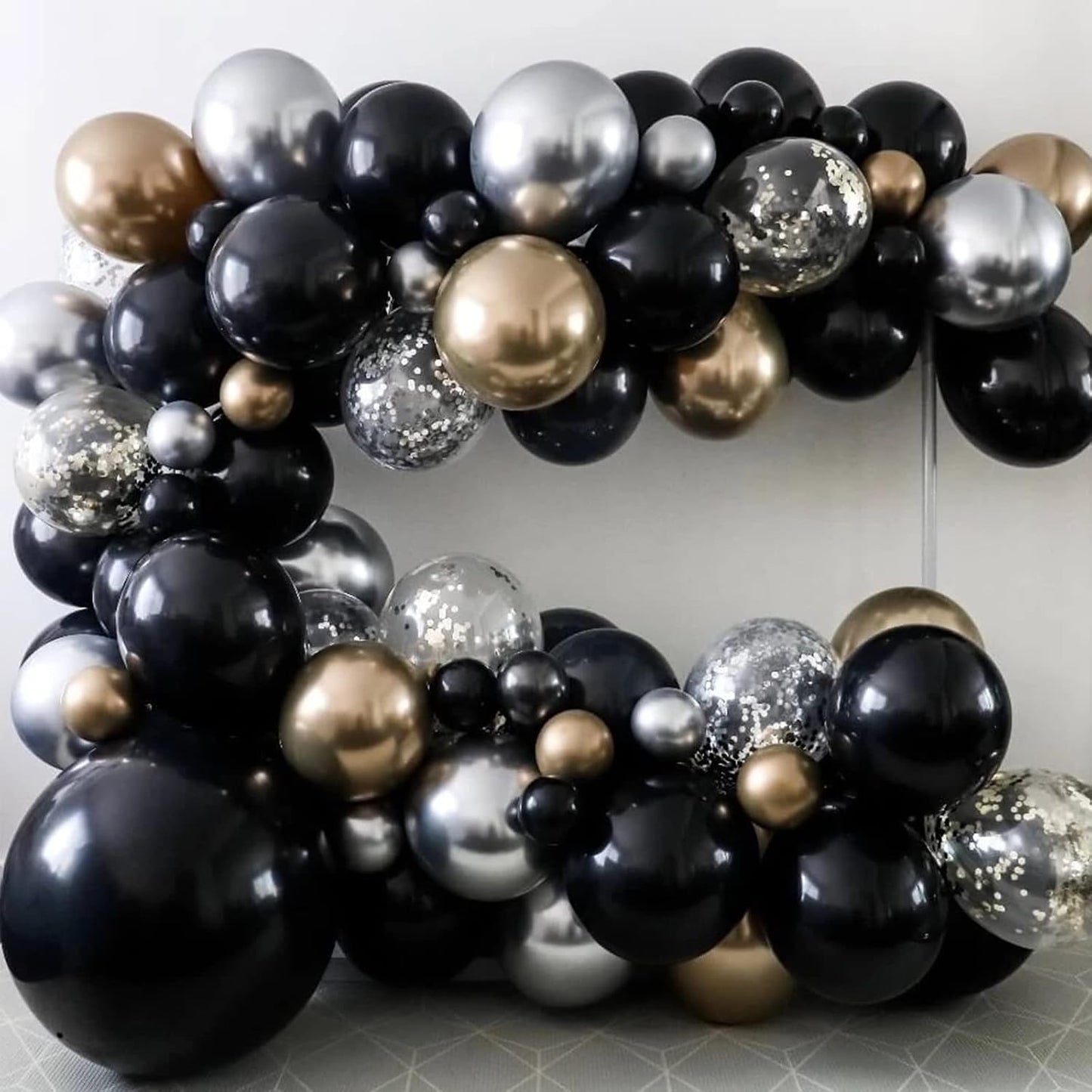 Voircoloria Black Party Balloons - 130pcs in Various Sizes for Birthday, Graduation & Celebrations