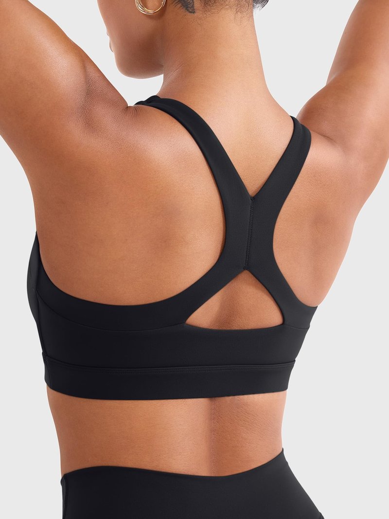 YEOREO LuxFlow Sports Bras for Women Medium Support Racerback Padded Sports Bra Square Neck Wireless Workout Gym Crop Top Black S