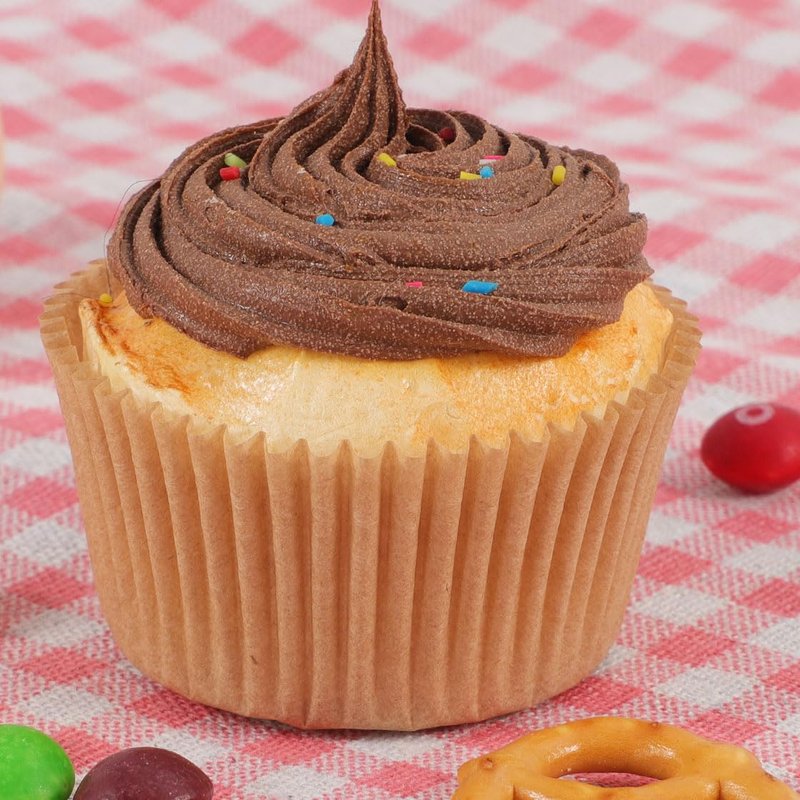 Caperci Standard Cupcake Liners for Baking 200 Counts - Greaseproof Muffin Baking Cups for Wedding Birthday Party Baby Shower Festivals (Natural)