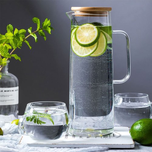 hjn Glass Pitcher with Lid Glass Water Carafe with Handle, Fridge Water Jug Cold or Hot Beverages, Iced Tea, Milk, Juice 1500ml/51oz &