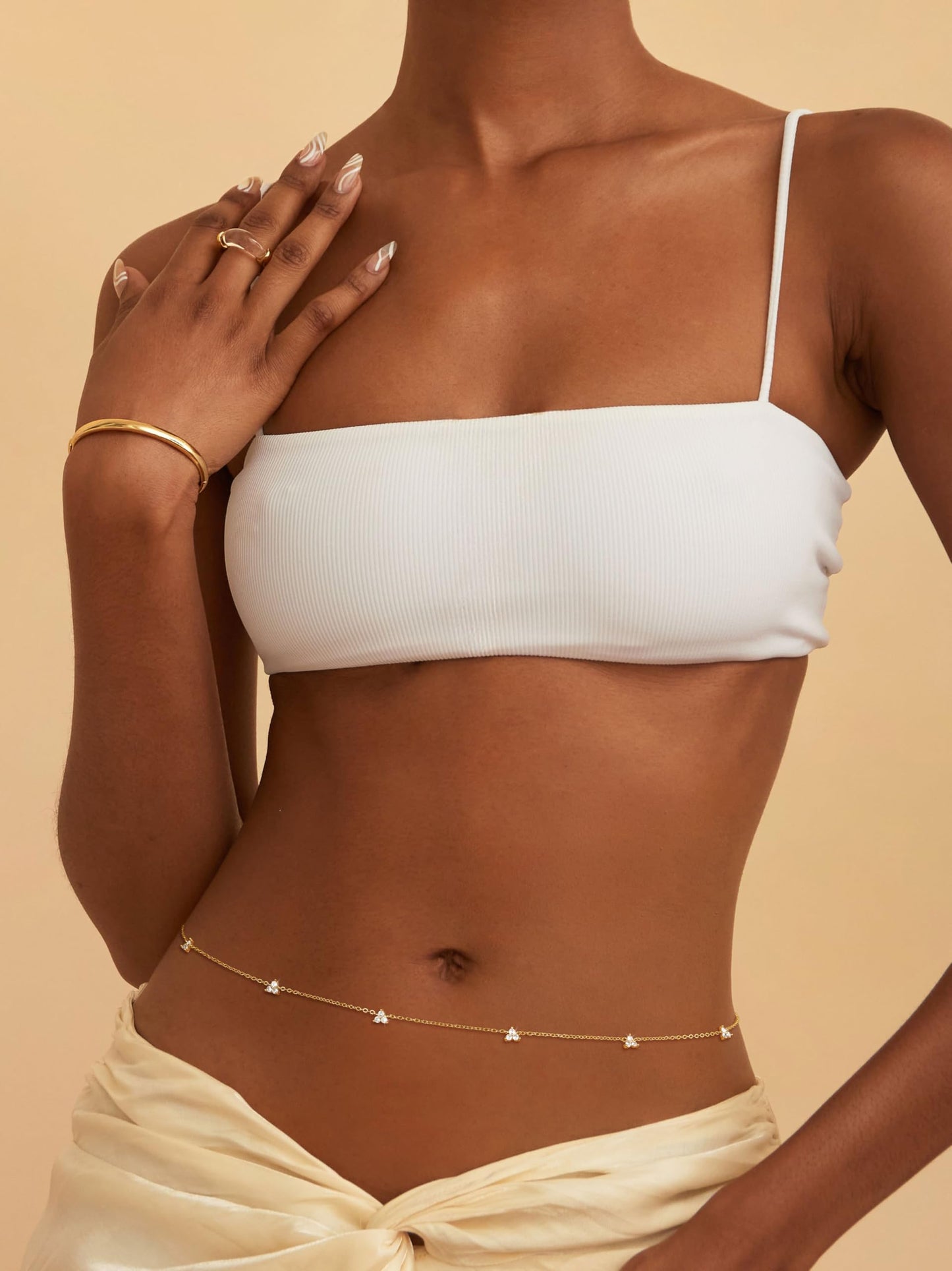 Risamil Waist Chain for Women, Dainty Gold Plated Belly Chain for The Waist Adjustable Waterproof Flower Chain Simple Body Chain Summer Jewelry Gifts for Women