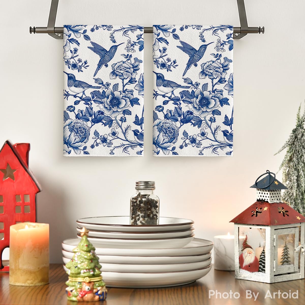Artoid Mode Blue Hummingbird Flowers Kitchen Towels Dish Towels, 18x26 Inch Farmhouse Royal Blue Porcelain Decoration Hand Towels Set of 2