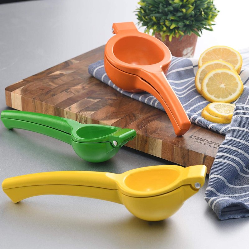 Y-ME Manual Juicer Citrus Lemon Squeezer, Fruit Juicer Lime Press Metal, Professional Hand Juicer Kitchen Tool(Yellow）