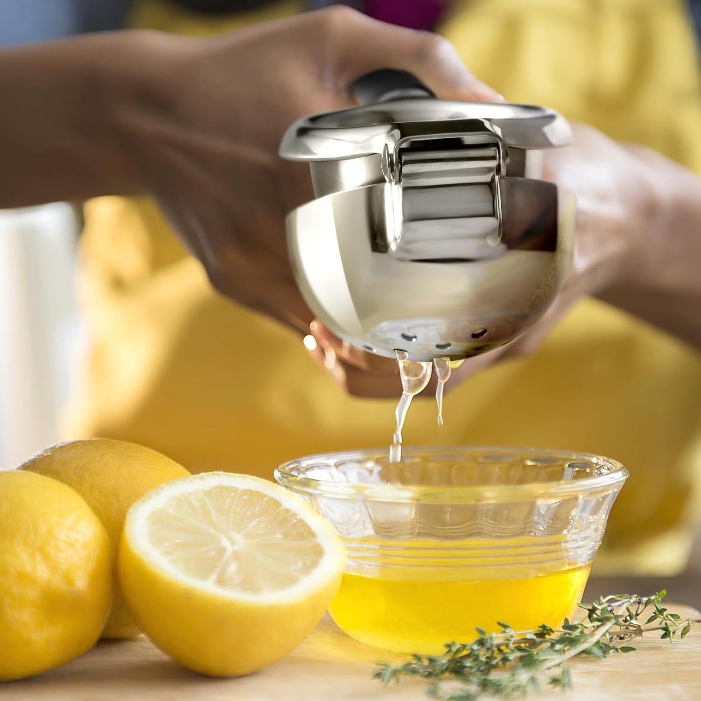 Sopito Stainless Steel Lemon Squeezer - Heavy Duty Citrus Press with Large Bowl & Non-Slip Grip