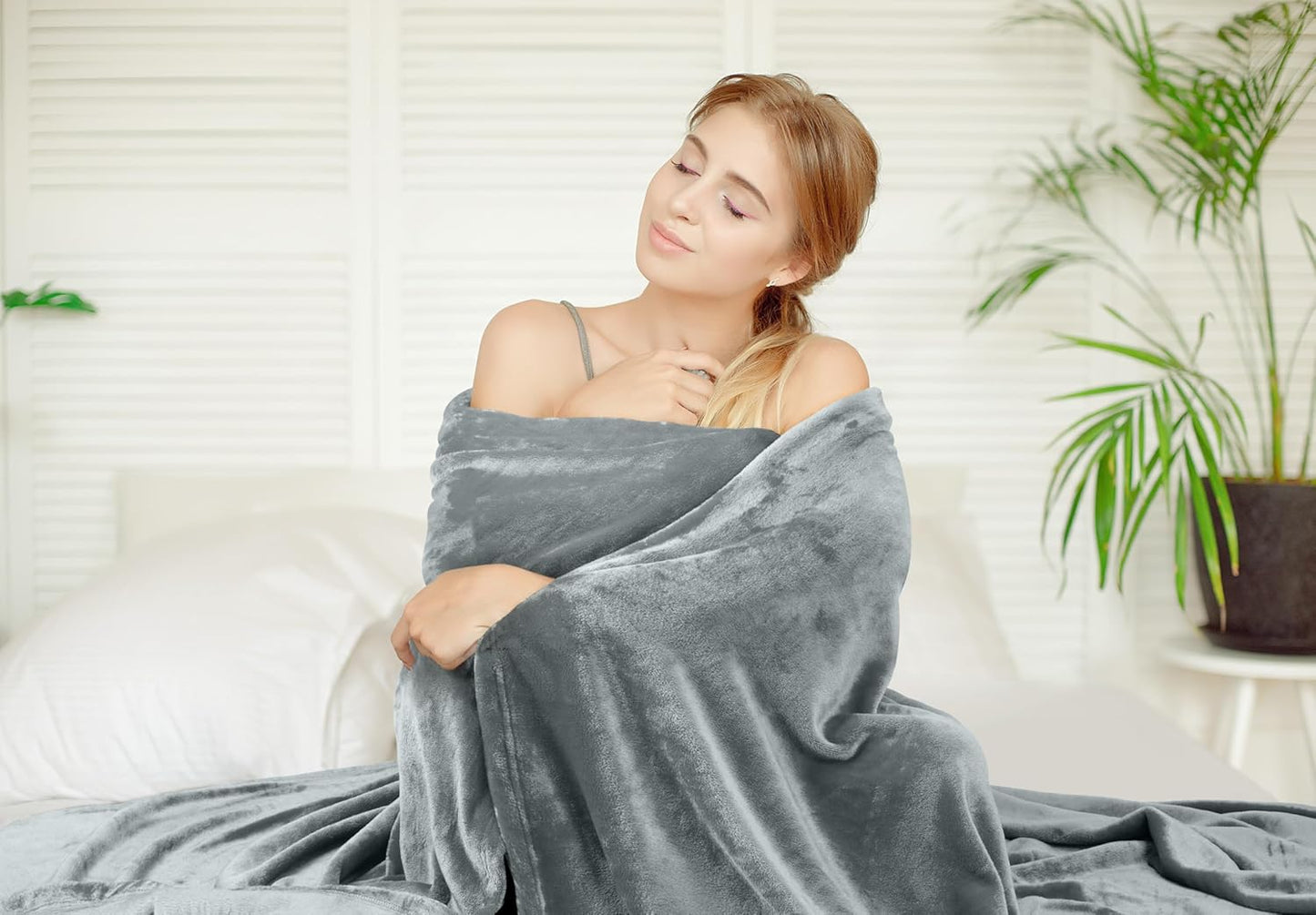 Utopia Bedding Fleece Blanket - King Size Luxury Soft Anti-Static Microfiber in Ash Grey (90x102 Inch)