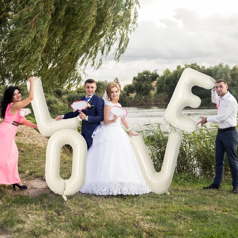 V Letter Balloons Cream, 40 Inch Alphabet Foil Word Balloons, Large Mylar Inflatable Beige Name Balloon Letters V, Big Helium Custom Letter Balloons White for Women Birthday Party Decoration Supplies