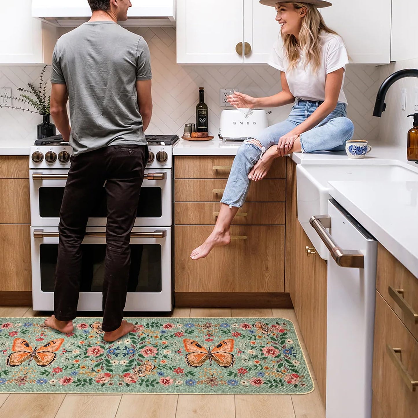 SHIYUE Boho Kitchen Mat Set of 2, Green Butterfly Flower Kitchen Rugs Farmhouse Modern, Non Skid Washable Rubber Runner Rugs, Kitchen Decor Accessories（17x47in+17x30in）