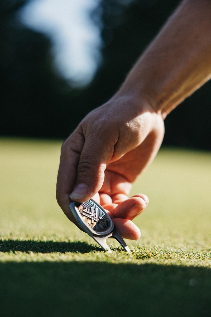 Vortex Multi-Purpose Golf Divot Repair Tool with Magnetic Ball Marker