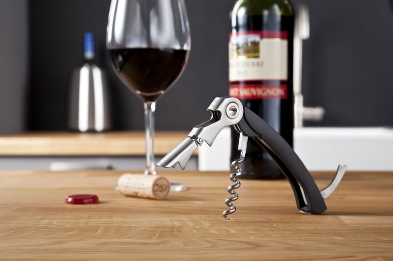 Vacu Vin Double-Hinged Corkscrew – Waiter’s Corkscrew with Foil Cutter & Bottle Opener – Durable Stainless Steel Wine Opener – Two-Step Leverage for Easy Cork Removal – Compact & Travel-Friendly