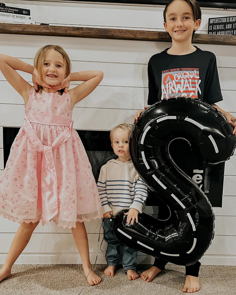 Race Car 9 Balloon, Number Balloons 40 Inch, 9th Black Giant Birthday Decorations for Boys, 19th 29th Party Decorations Supplies, Number 9 Balloon