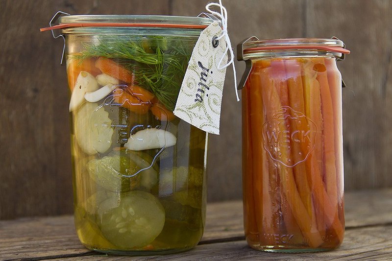 Weck Canning Jars 743-25.3 fl. oz Weck Mold Jars - Eco-Friendly Canning Jar - Storage for Food, Yogurt with Air Tight Seal and Lid - 3/4 Liter Tall Jars Set - Set of (2 Jars with Wooden Lids)