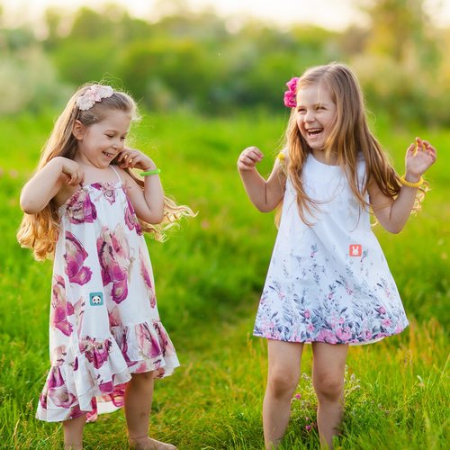 BuggyBands 360 Pack Mosquito Stickers for Kids, with 6 Pack Mosquito Bracelets, Bug Stickers Natural DEET - Free, Plant Ingredients, Mosquito Patches for Outdoor Camping
