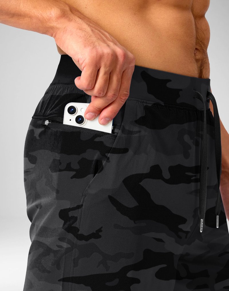Soothfeel Men's Running Shorts with Zipper Pockets 9 Inch Lightweight Quick Dry Gym Sports Athletic Workout Basketball Shorts for Men (Grey Camo, XL)