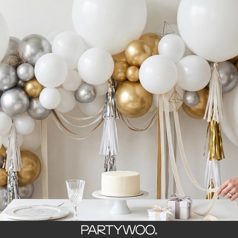 PartyWoo White Balloons 100pcs Different Sizes Pack of 18 12 10 5 Inch Matte White Latex Balloon Arch Kit Garland for Wedding Bridal Graduation Baby Shower Birthday Party Decorations White-Y13