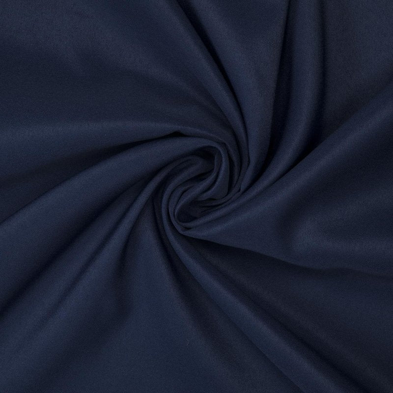 Gee Di Moda Rectangle Tablecloth - 90 x 132 Inch Navy Blue Table Cloth for 6 Foot Tables with Floor-Length Drop - Heavy Duty Washable Fabric for Holiday Party, Dinner, Weddings & Baby Shower