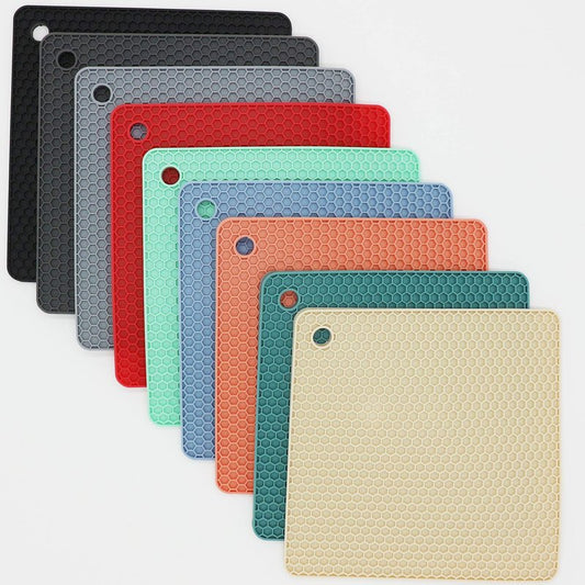 Smithcraft Silicone Trivets for Hot Dishes, Pots and Pans, Hot Pads for Kitchen, Black Silicone Pot Holders Mats for Kitchen Counter, Non Slip Heat Resistant Mat, Flexible Trivet Mat Set 4