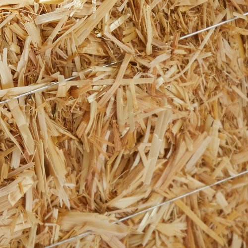 FloraCraft Decorative Straw Bale 5 Inch x 6 Inch x 13 Inch Natural