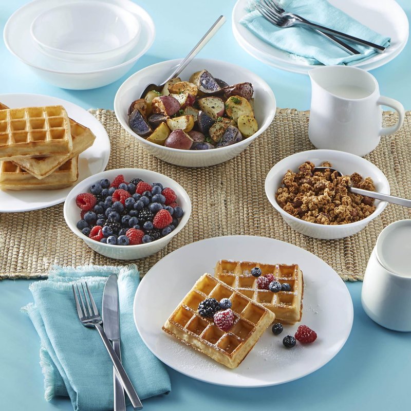 Corelle Vitrelle 6-Piece Soup/Cereal Bowl Set Triple Layer Glass and Chip Resistant, 18-Oz Lightweight Round Bowls, Winter Frost White