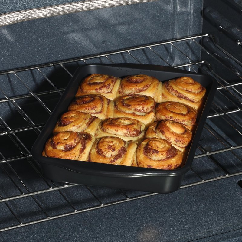 Oster Teston 13 x 9 Inch Rectangular Baking Pan, Nonstick Carbon Steel Cake Pan, Matte Black, PFAS-Free, Oven-Safe, Easy Clean Bakeware
