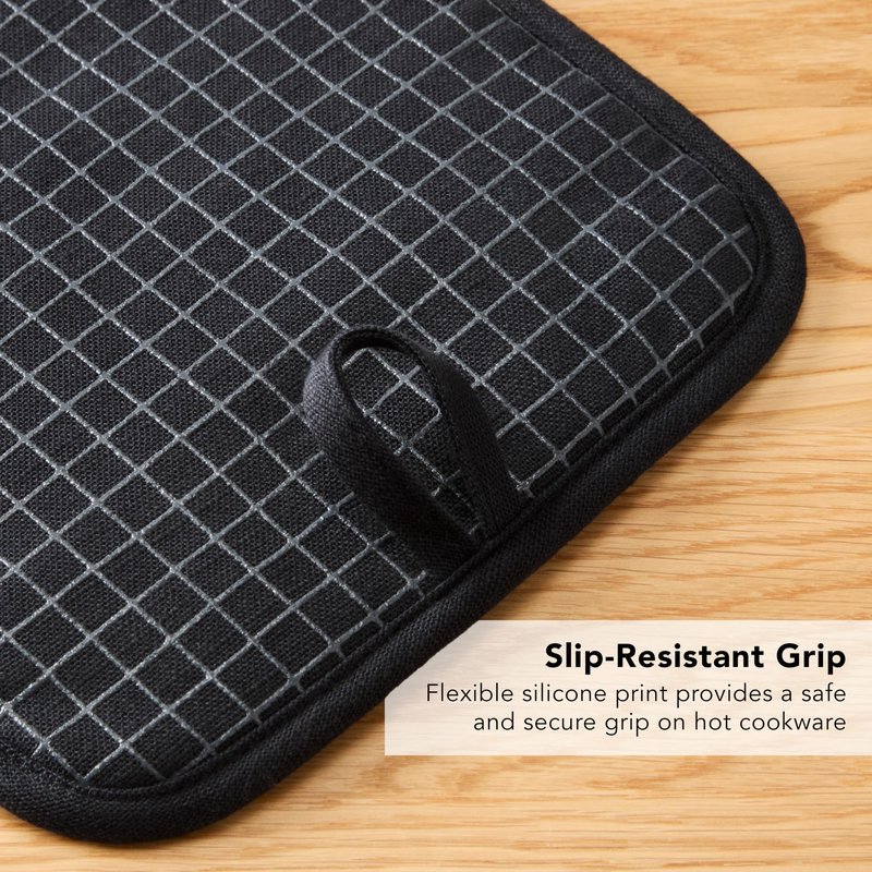 KITCHENAID Gourmet Series Gridlines Pot Holders 2-Pack Set, Heat Resistant up to 600°F, Soft Silicone Grip, Magnetic Cuff, Matte Black, 8"x8"