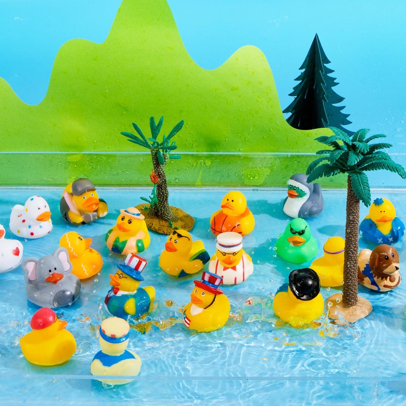 JOYIN 30 Pcs Rubber Ducks, Random Assortment Ducks Bulk with Mesh Carry Bag, Mini Rubber Duckies for Baby Bath Toys, Kids Toddler Summer Pool Toys Birthday Gifts Party Favors